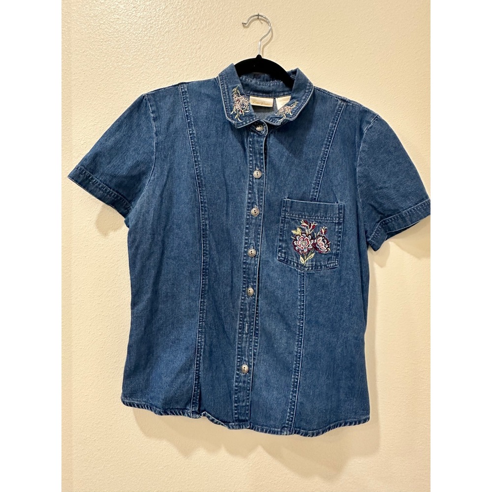 Bobbie Brooks Womens Medium Blue Denim Floral Embroidered Button Up Shirt